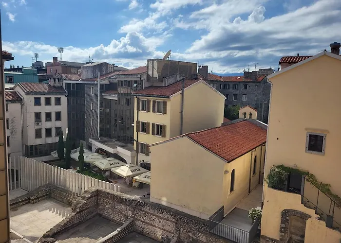 Apartment Evie - Central Historical Quarter